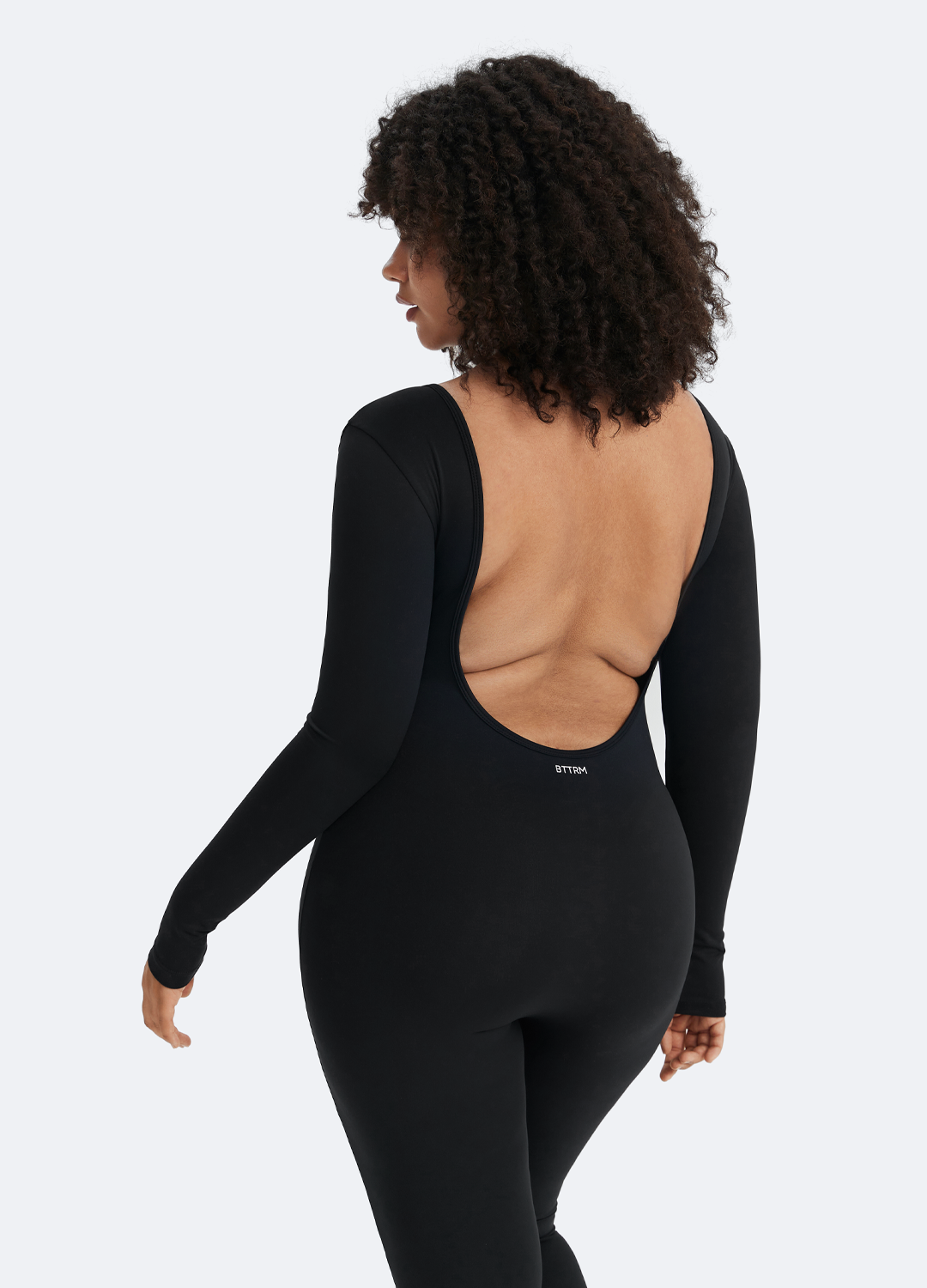 Jumpsuit med åpen rygg - Lunvika Boutique