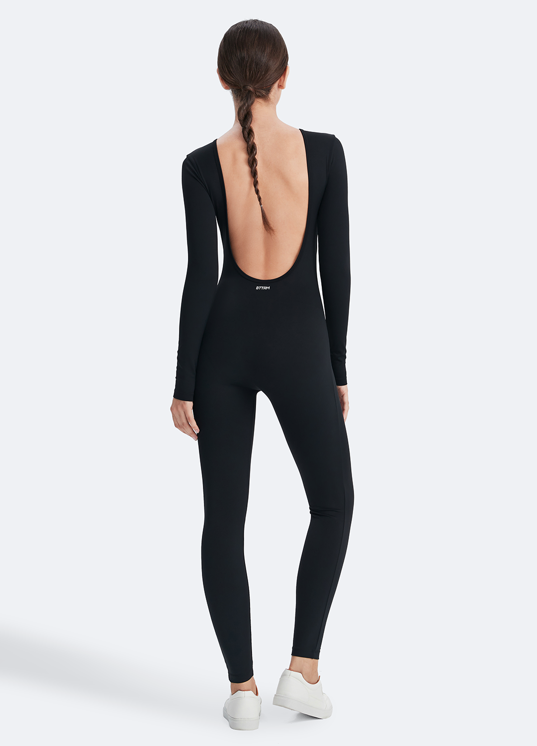 Jumpsuit med åpen rygg - Lunvika Boutique