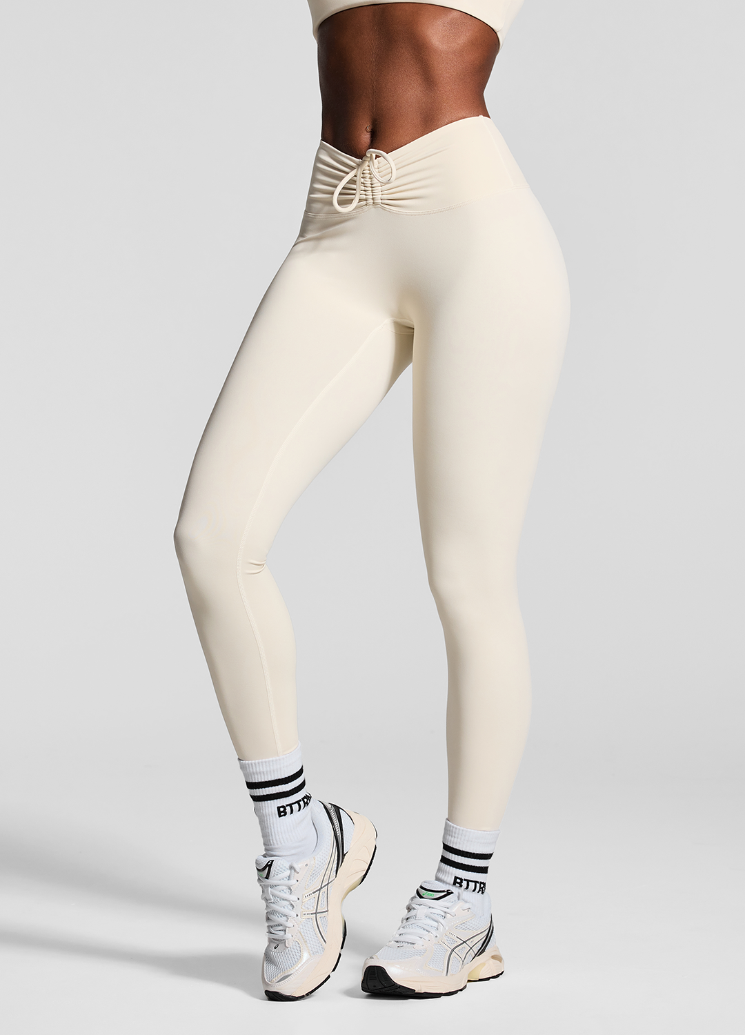 Shaping leggings med knyting foran - Lunvika Boutique